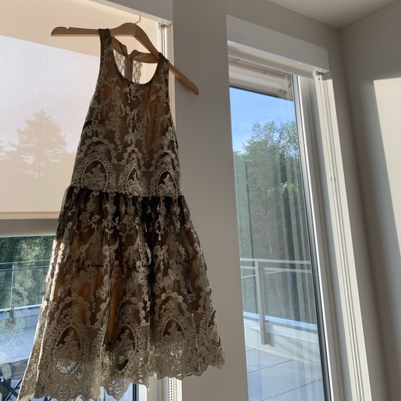 New With Tags Lace Dress - Picture 5 of 5